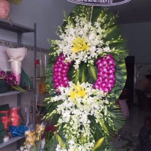 Vòng-hoa-chia-buồn-giá-rẻ