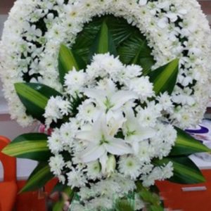 Vòng-hoa-chia-buồn-giá-rẻ