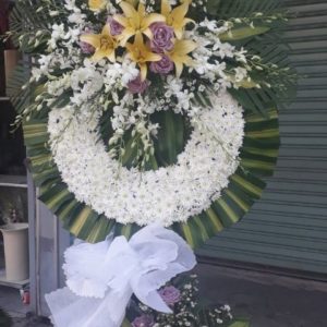 Vòng-hoa-chia-buồn-giá-rẻ