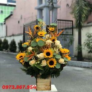 hop-hoa-tuoi-chuc-mung-khai-truong-sinh-nhat-dep 600 (19)