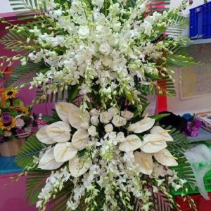 Vong-hoa-chia-buon-tang-le-gia-re